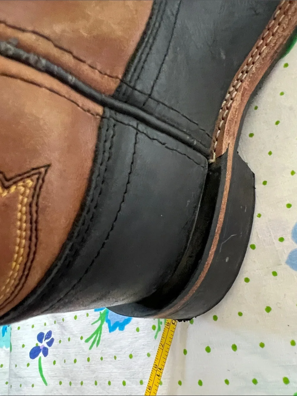 Cody James (?) Big Kids Cowboy Boots Two Tone - 3 - D